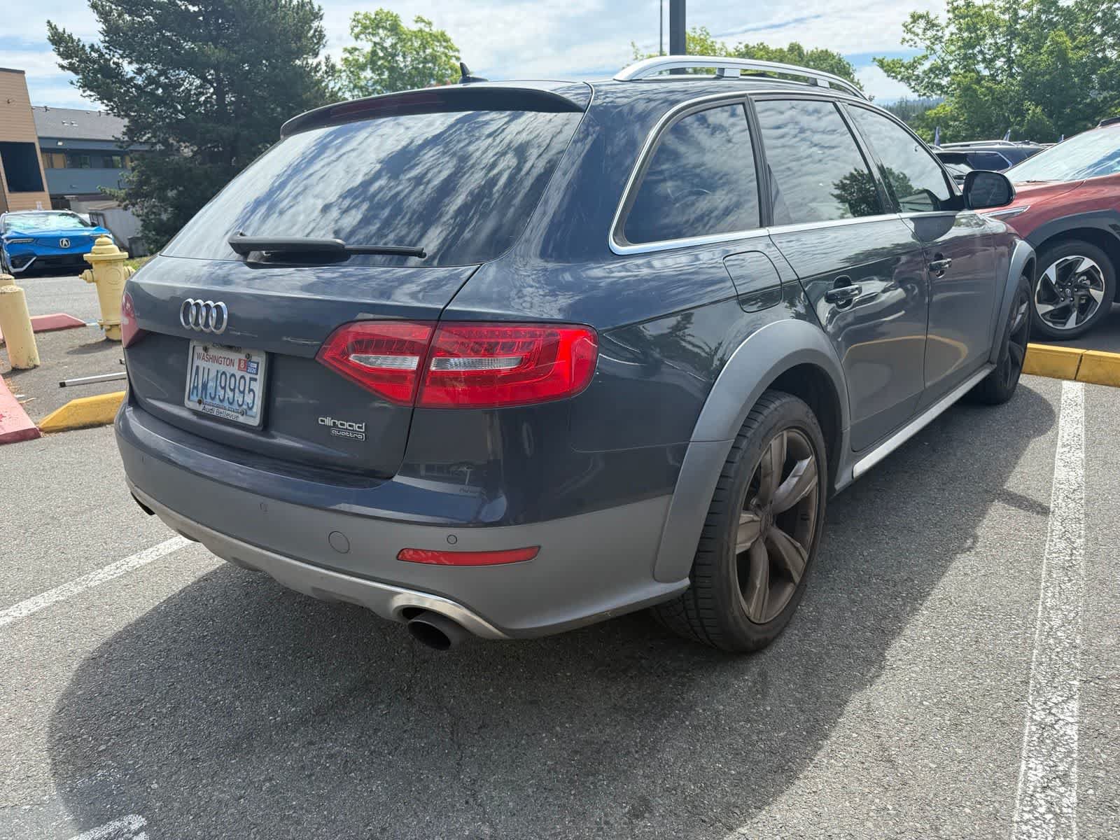 Used 2016 Audi allroad Premium Plus AWD/4WD image 3