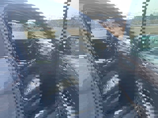 New 2026 Volkswagen Atlas SEL image 10