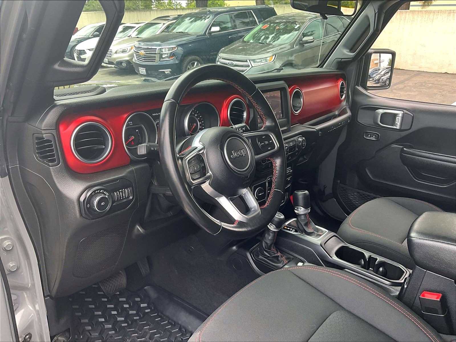 Used 2021 Jeep Wrangler Unlimited Rubicon w/ LED Lighting Group AWD/4WD image 15