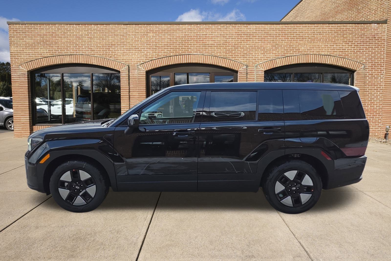 New 2026 Hyundai Santa Fe SE image 7