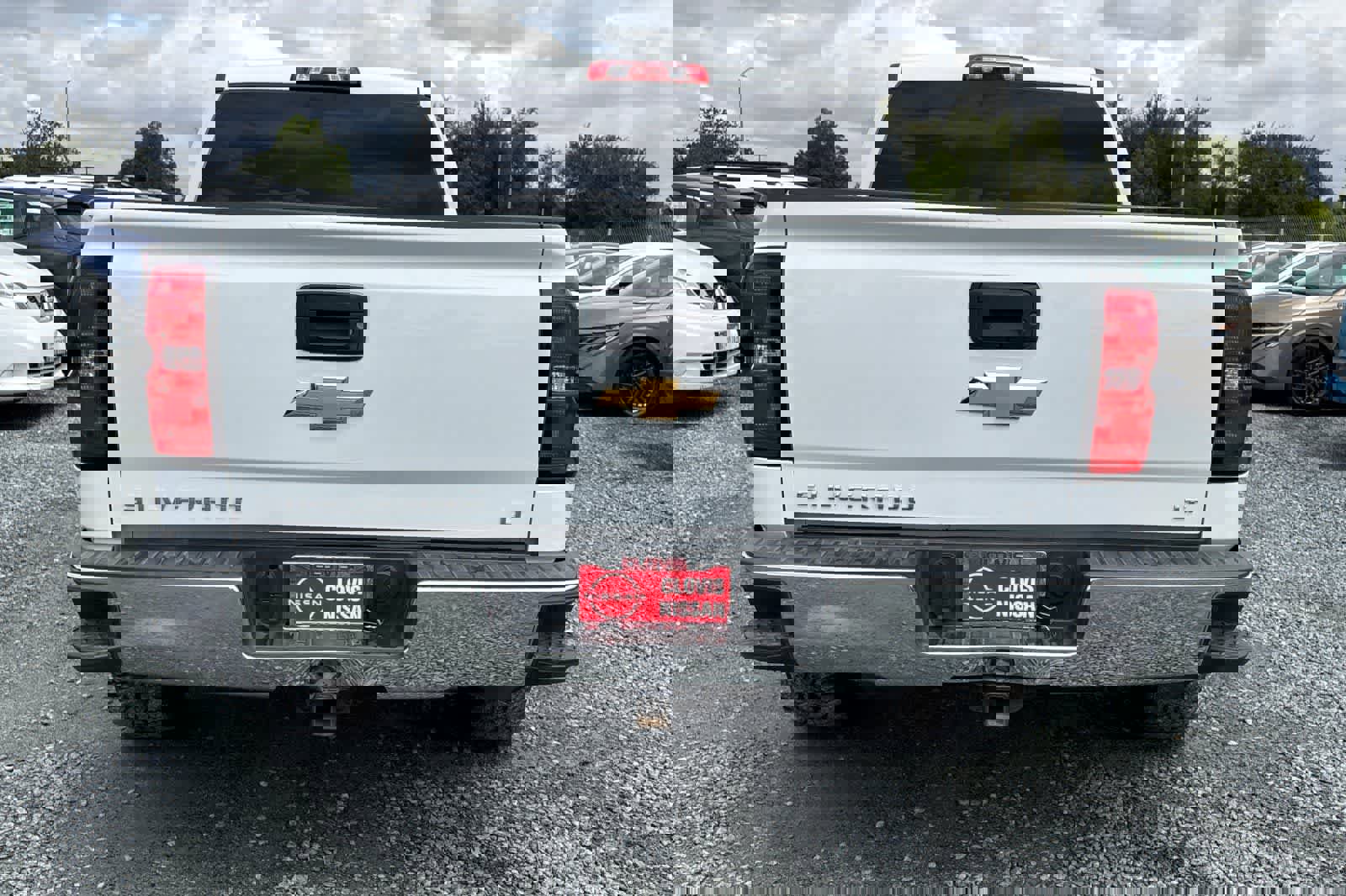 Used 2017 Chevrolet Silverado 1500 LT w/ All Star Edition AWD/4WD image 8