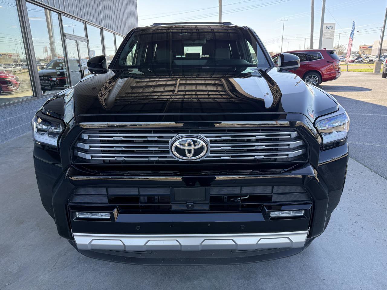 Used 2025 Toyota 4Runner Limited AWD/4WD image 2