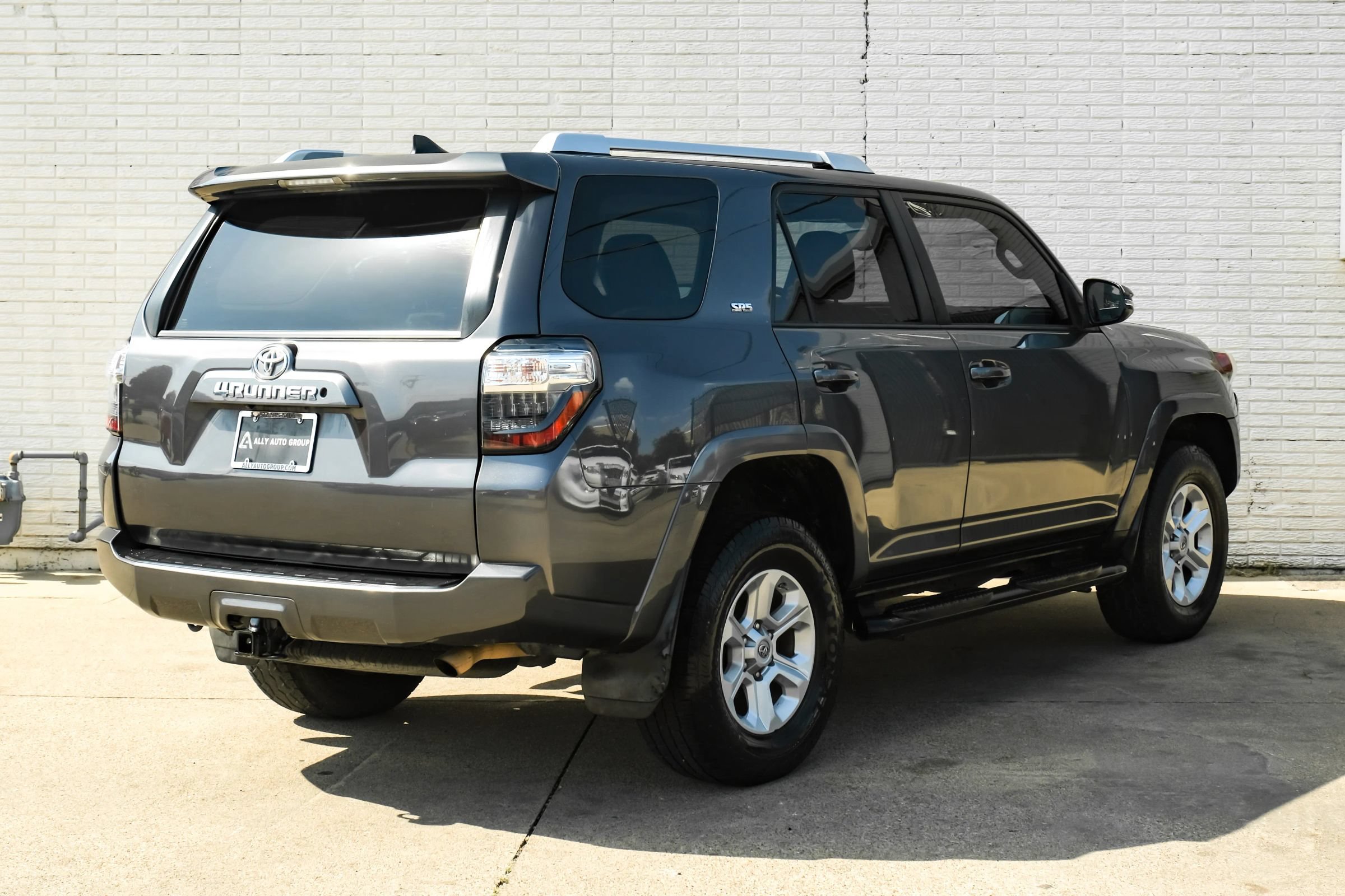 Used 2018 Toyota 4Runner SR5 Premium AWD/4WD image 8