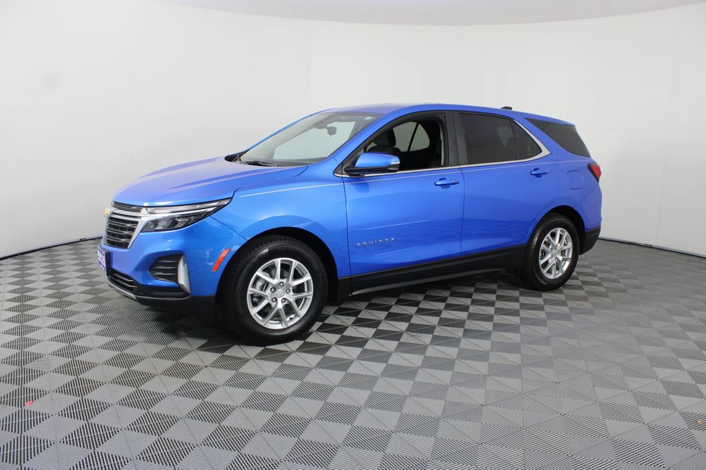 Used 2024 Chevrolet Equinox LT FWD image 2