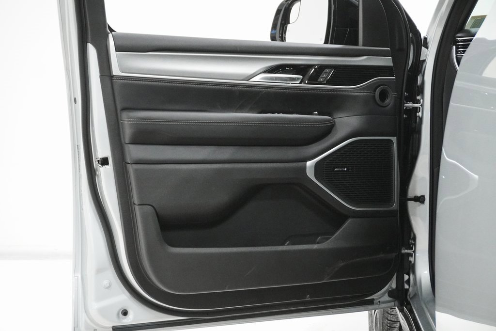 New 2026 Jeep Grand Wagoneer L 4WD image 13