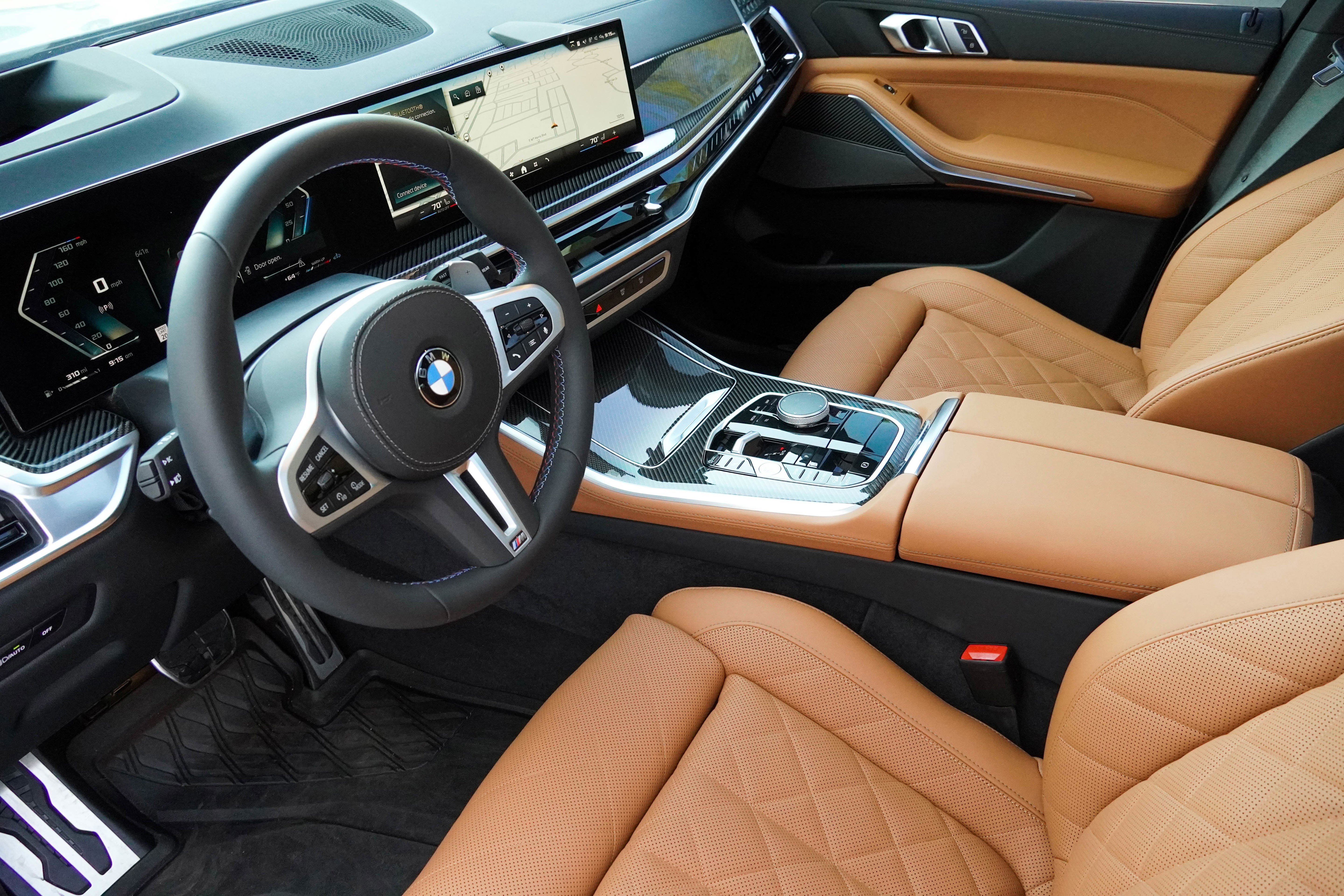 Certified 2026 BMW X5 M60i w/ Parking Assistance Package AWD/4WD image 9