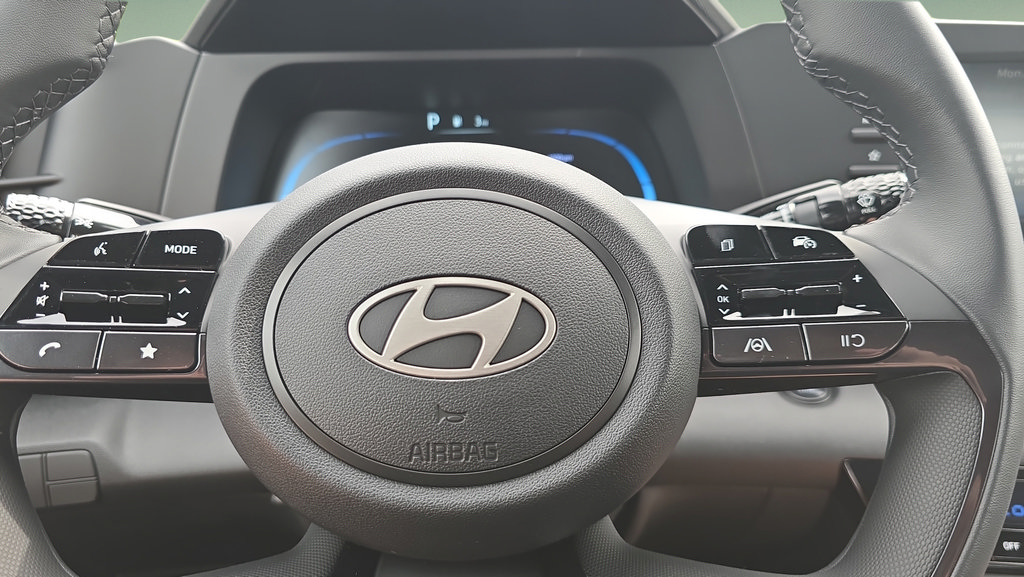 New 2026 Hyundai Elantra Sport w/ Cargo Package FWD image 12