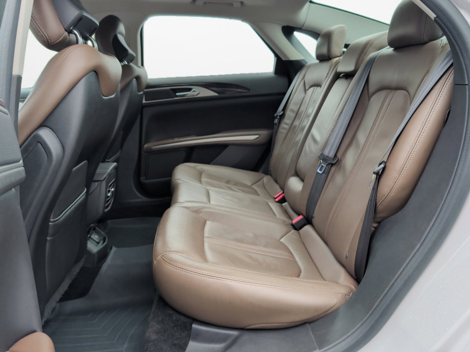 Used 2014 Lincoln MKZ Hybrid w/ Equipment Group 202A Reserve image 16