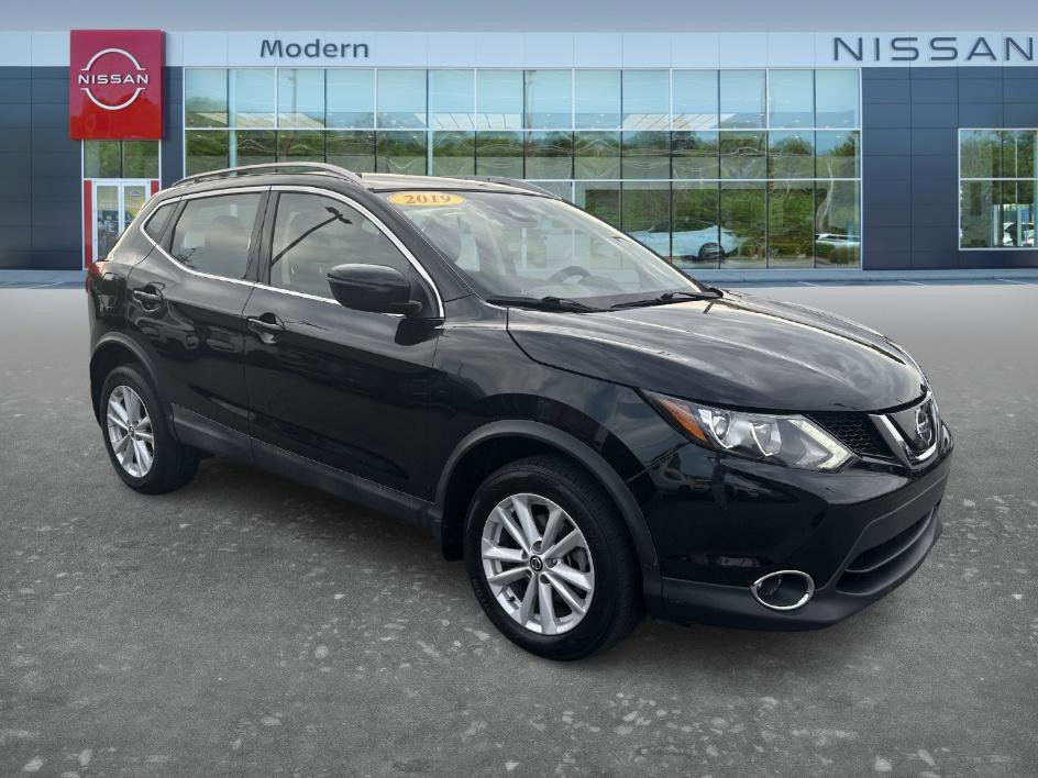 Used 2019 Nissan Rogue Sport SV w/ All-Weather Package image 3