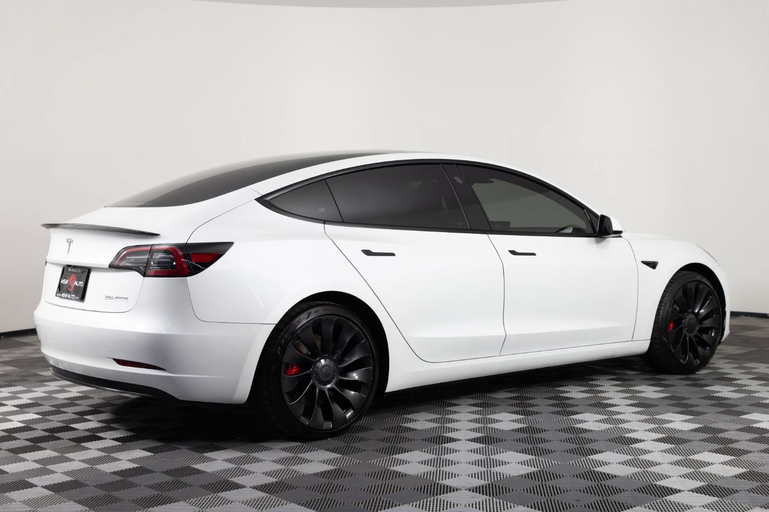 Used 2023 Tesla Model 3 Performance AWD/4WD image 8