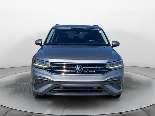 Used 2022 Volkswagen Tiguan SE image 8