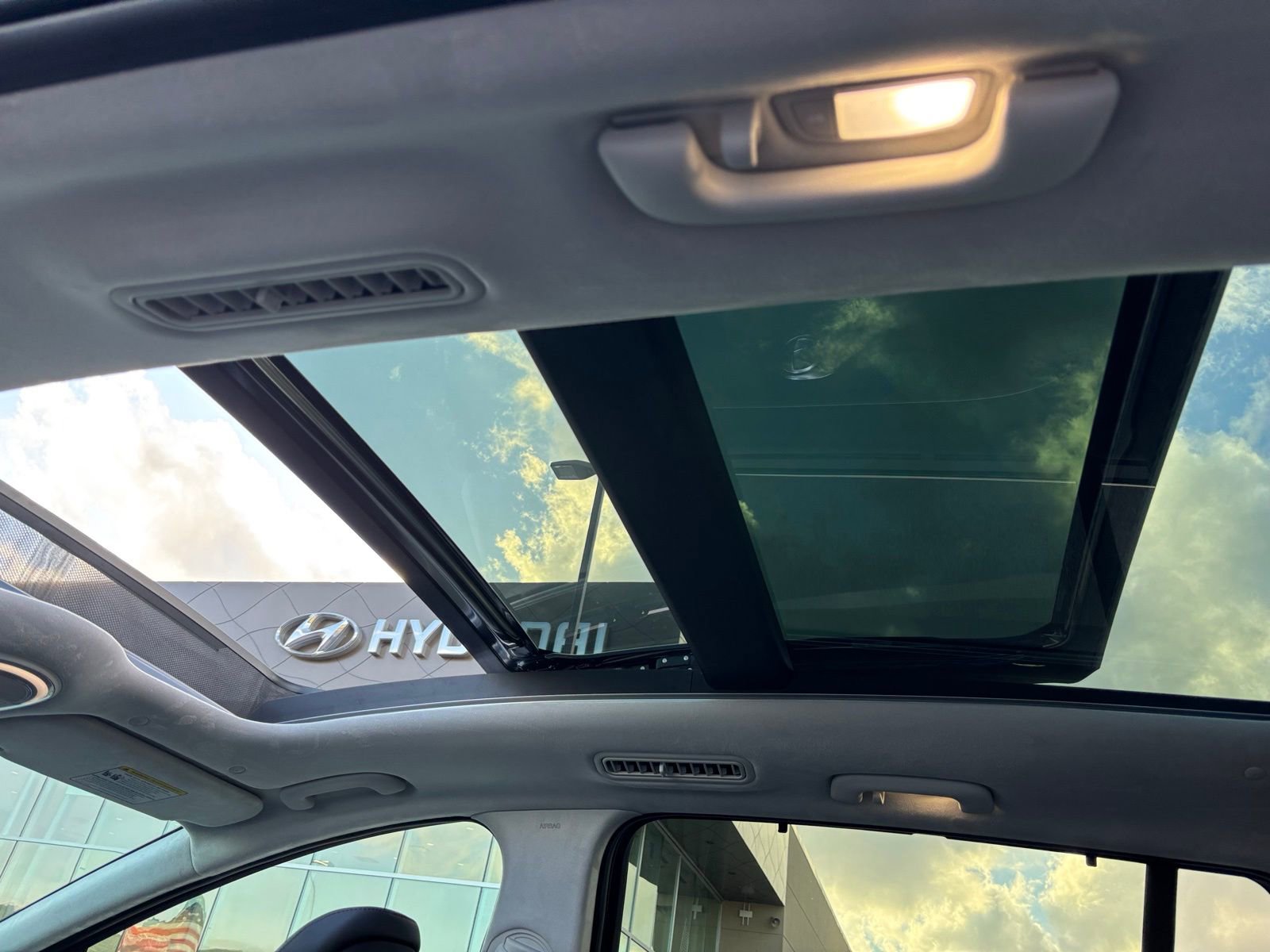 New 2026 Hyundai Ioniq 9 Calligraphy image 18