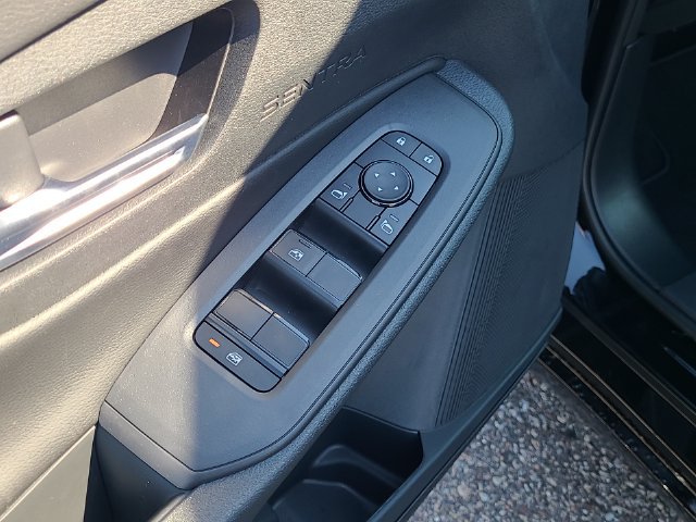 New 2027 Nissan Sentra SV w/ SV Convenience Package FWD image 11