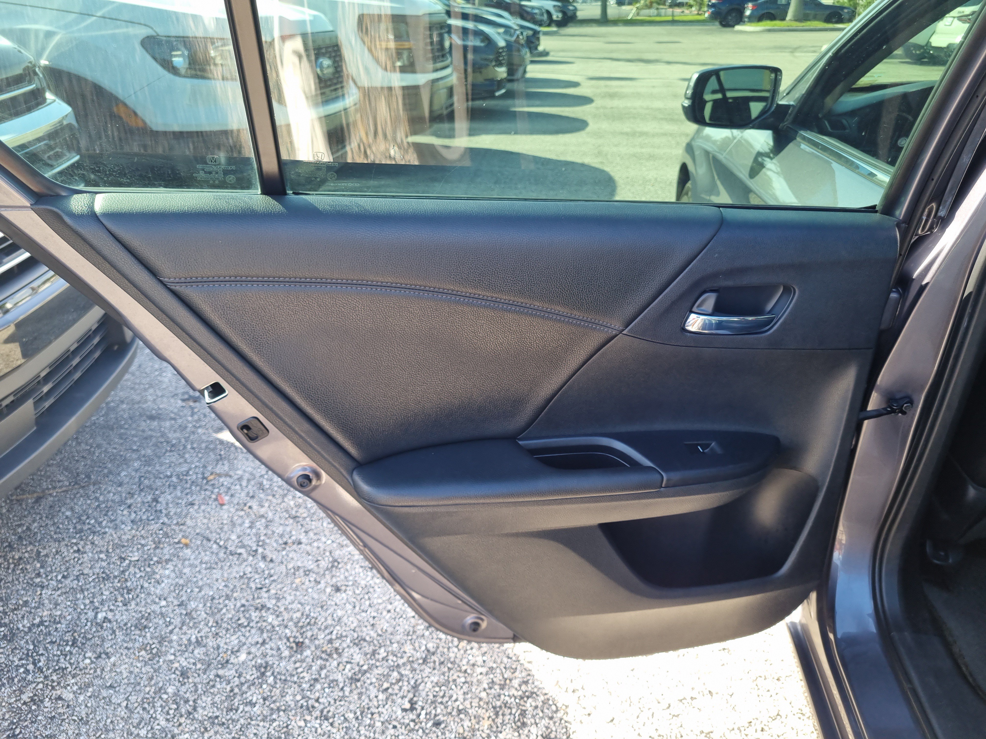 Used 2016 Honda Accord EX-L image 14