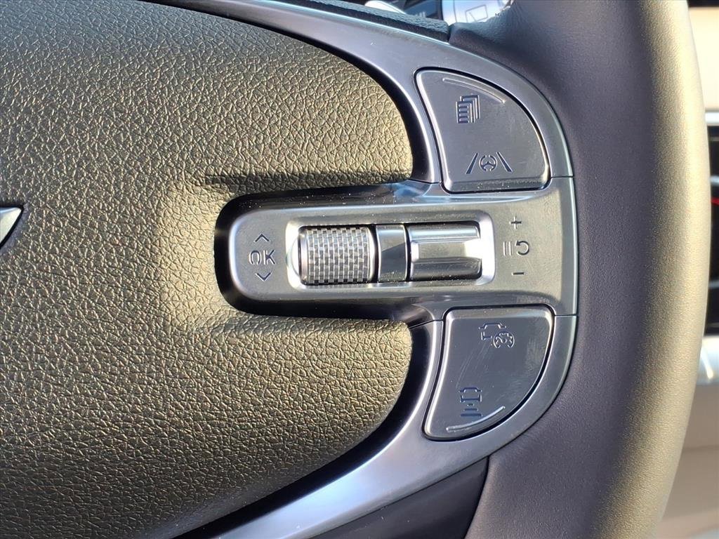 Used 2024 Genesis GV70 2.5T w/ Select Package image 21