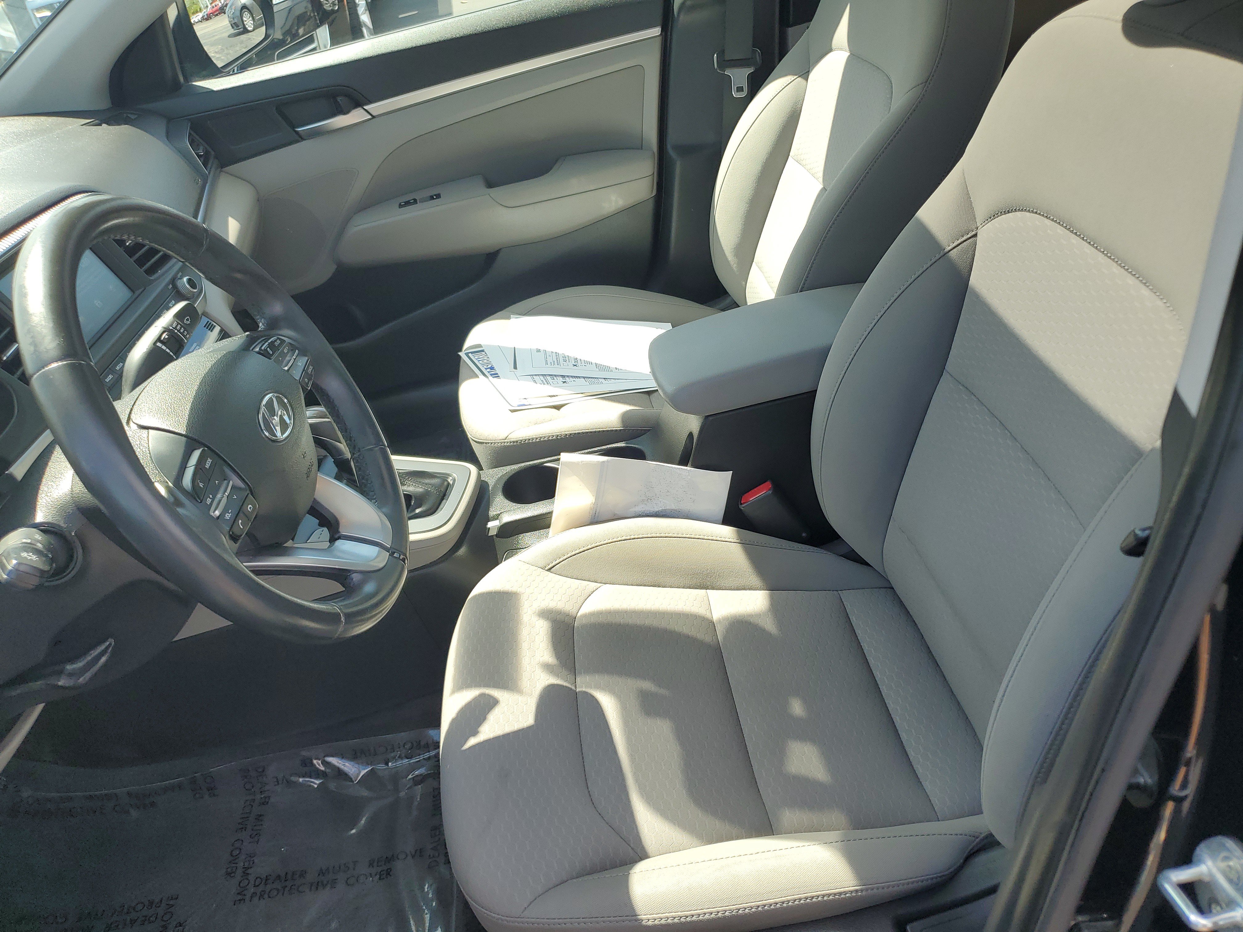 Used 2019 Hyundai Elantra Value Edition FWD image 14