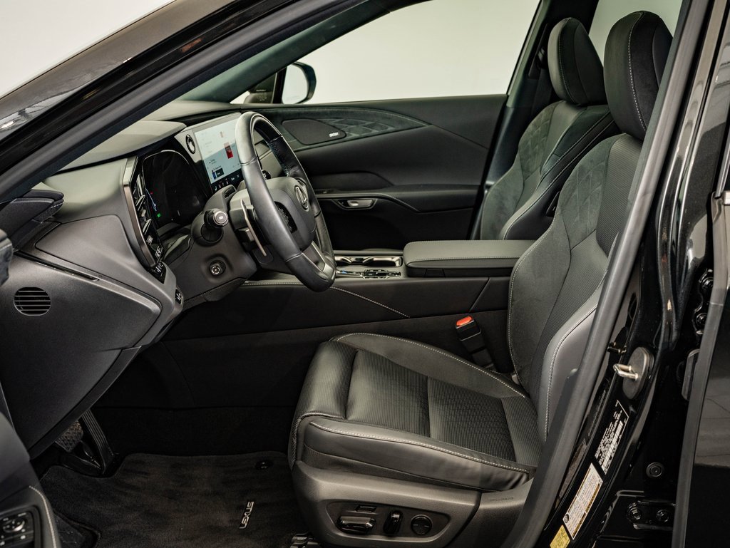 Certified 2024 Lexus RX 450h AWD w/ Convenience Package image 20