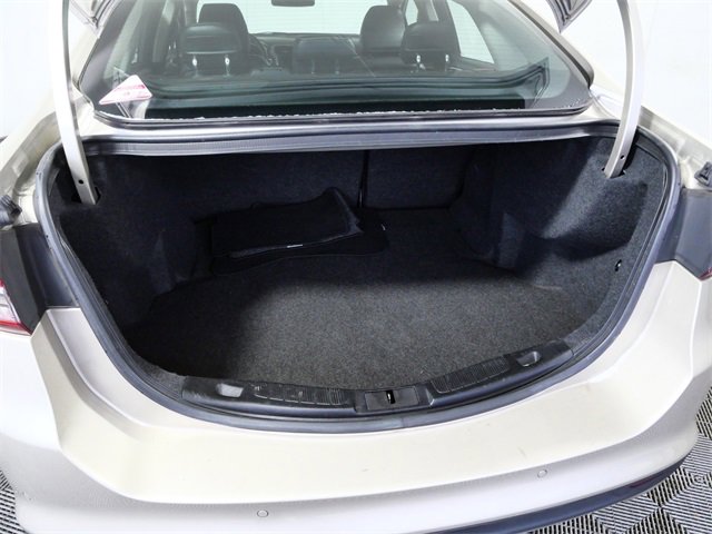 Certified 2017 Ford Fusion SE w/ Fusion SE Technology Package image 9