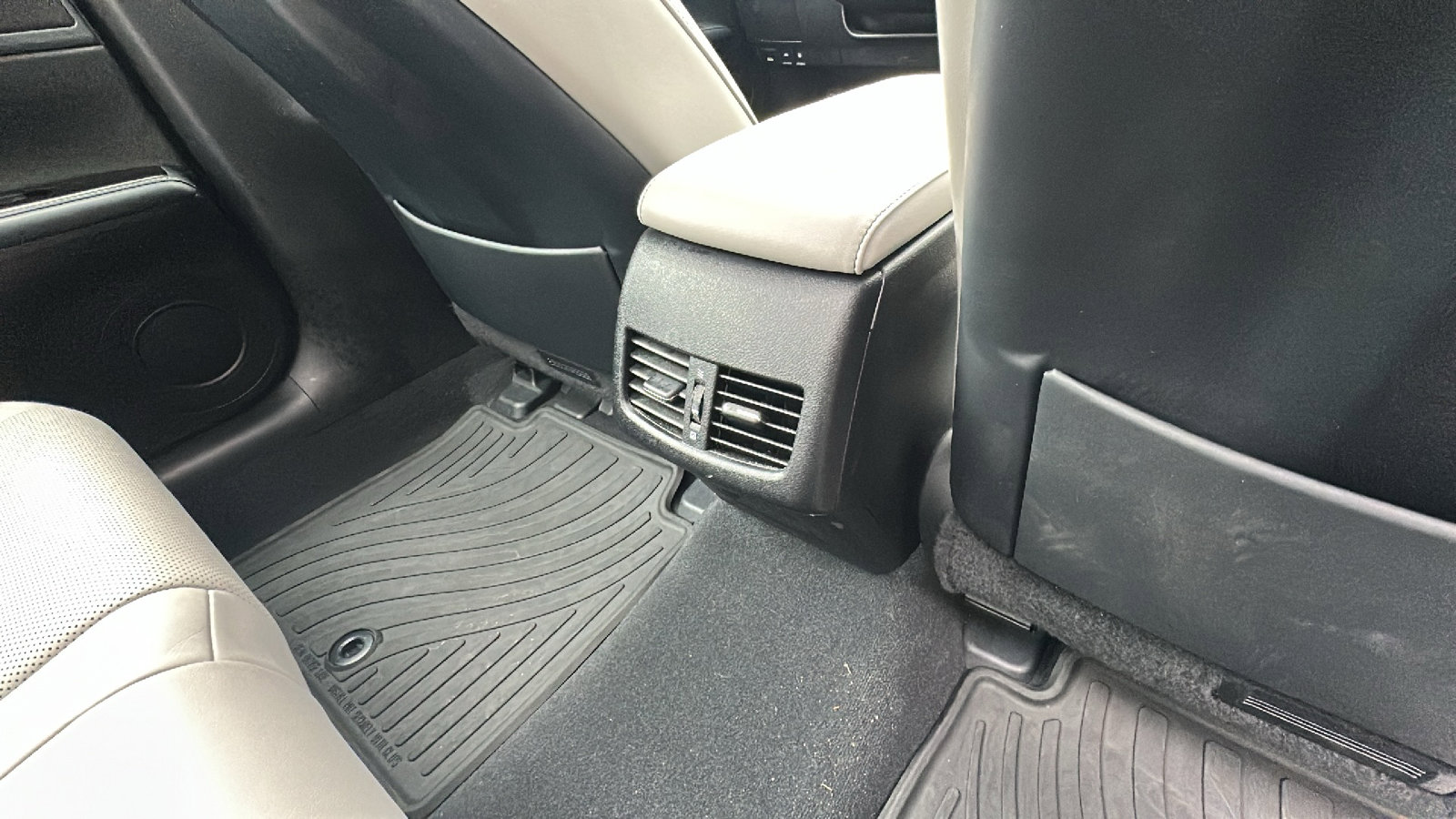 Used 2016 Lexus ES 350 image 26