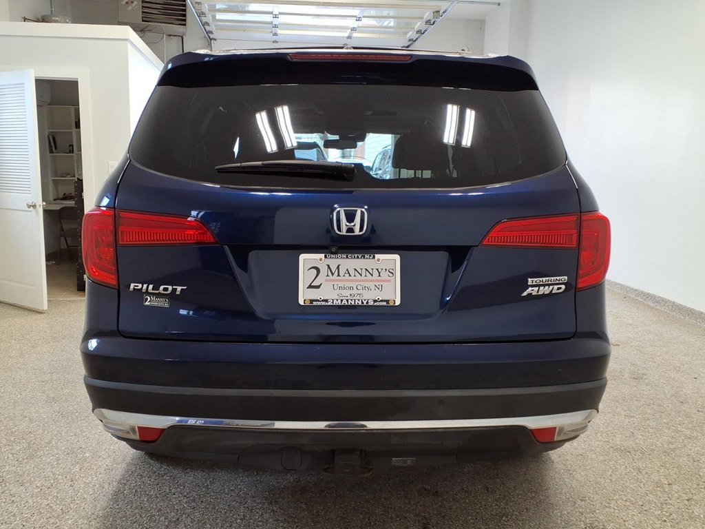Used 2017 Honda Pilot Touring image 5