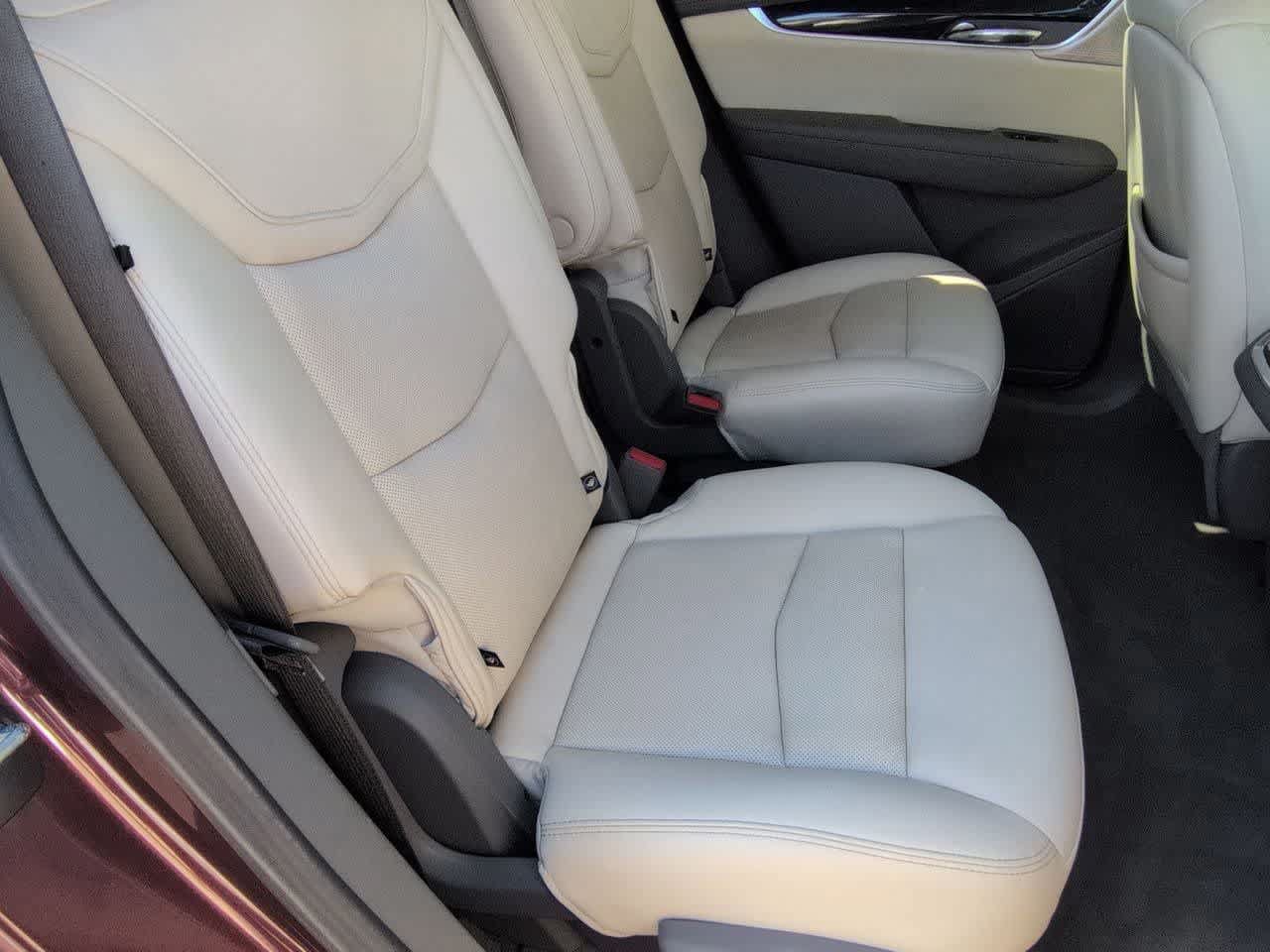 Used 2023 Cadillac XT6 Premium Luxury AWD/4WD image 20