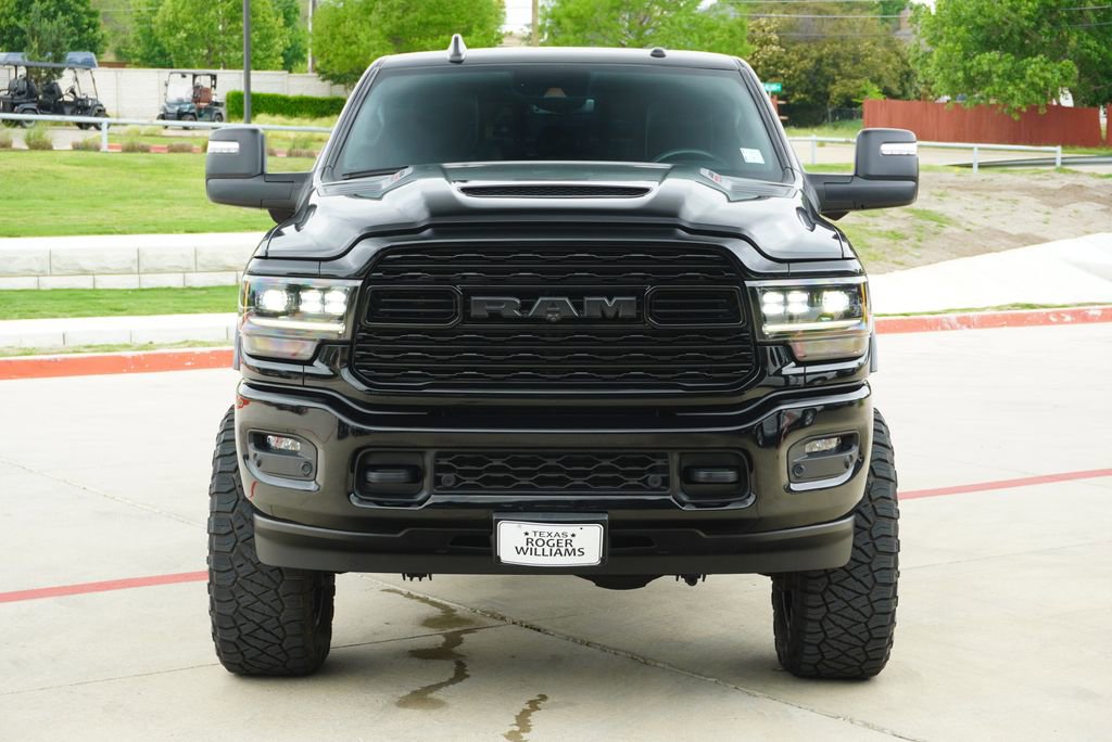 Used 2024 RAM 2500 Limited AWD/4WD image 7