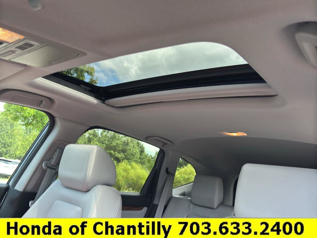 Used 2017 Honda CR-V EX-L image 16