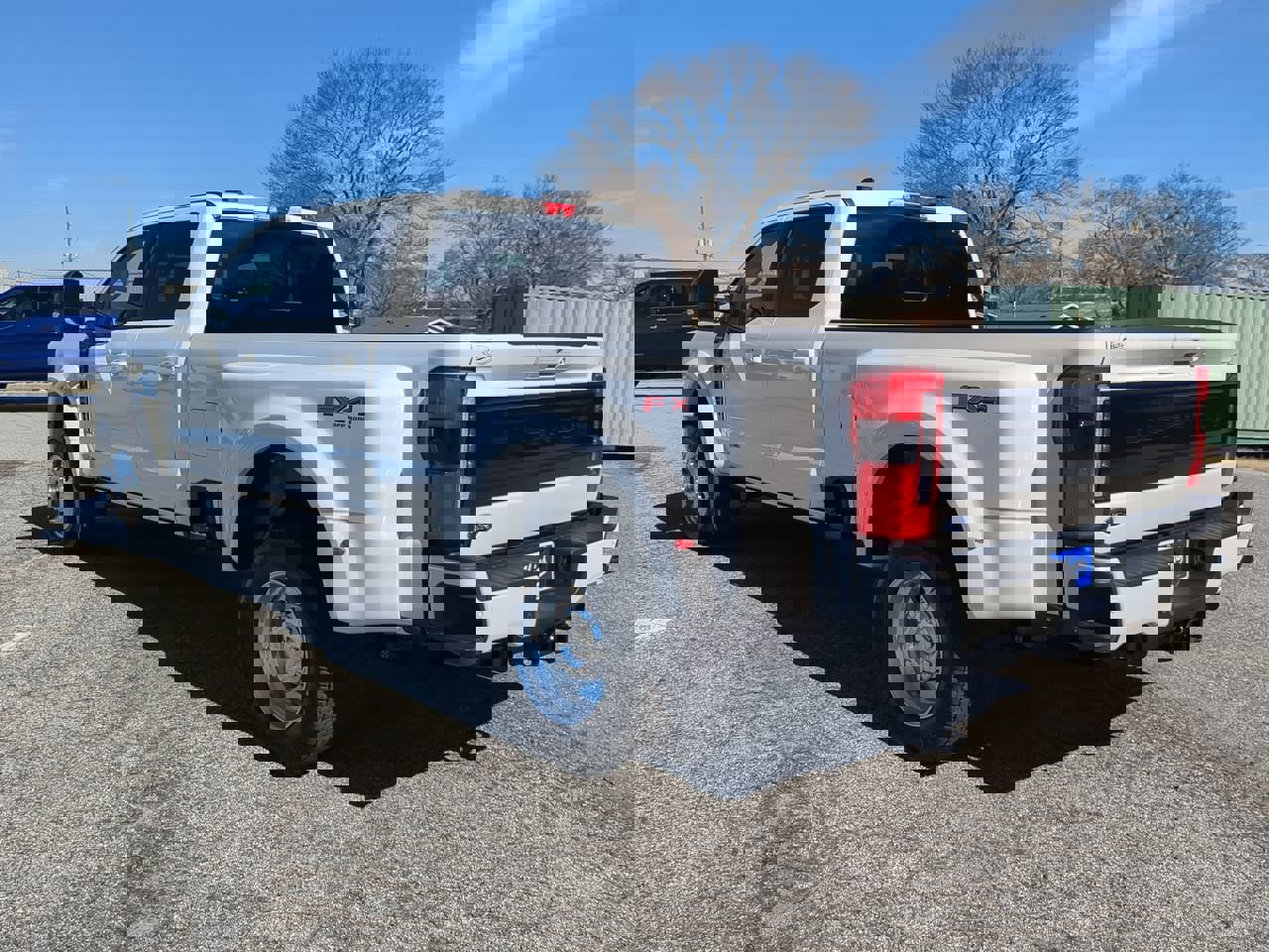 Certified 2025 Ford F450 Platinum w/ FX4 Off-Road Package image 5