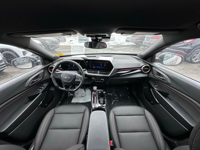 Used 2025 Chevrolet Trax RS w/ Driver Confidence Package image 20