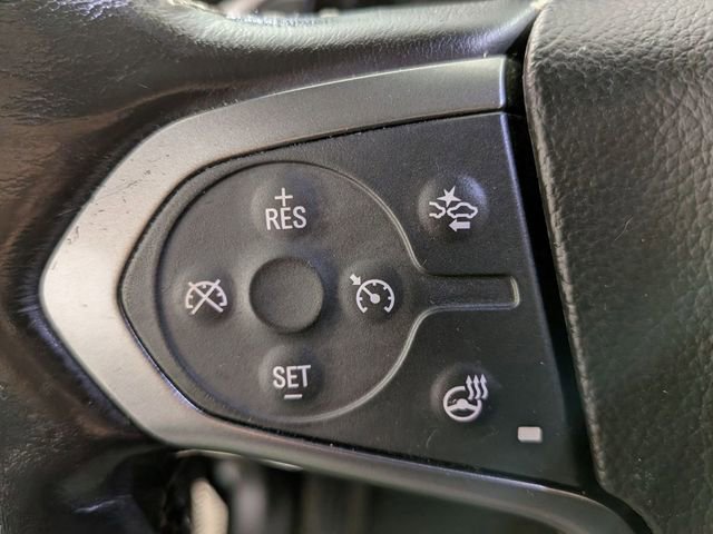 Used 2018 Chevrolet Suburban Premier image 18