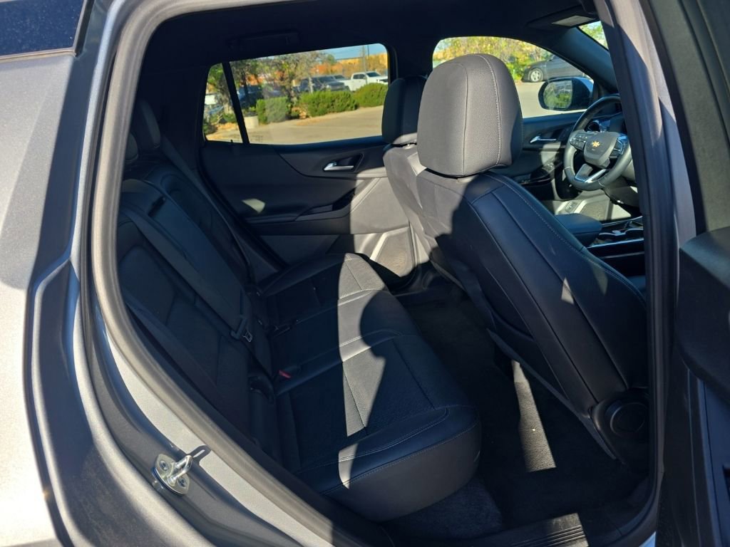 Certified 2025 Chevrolet Equinox LT w/ Convenience Package II image 8