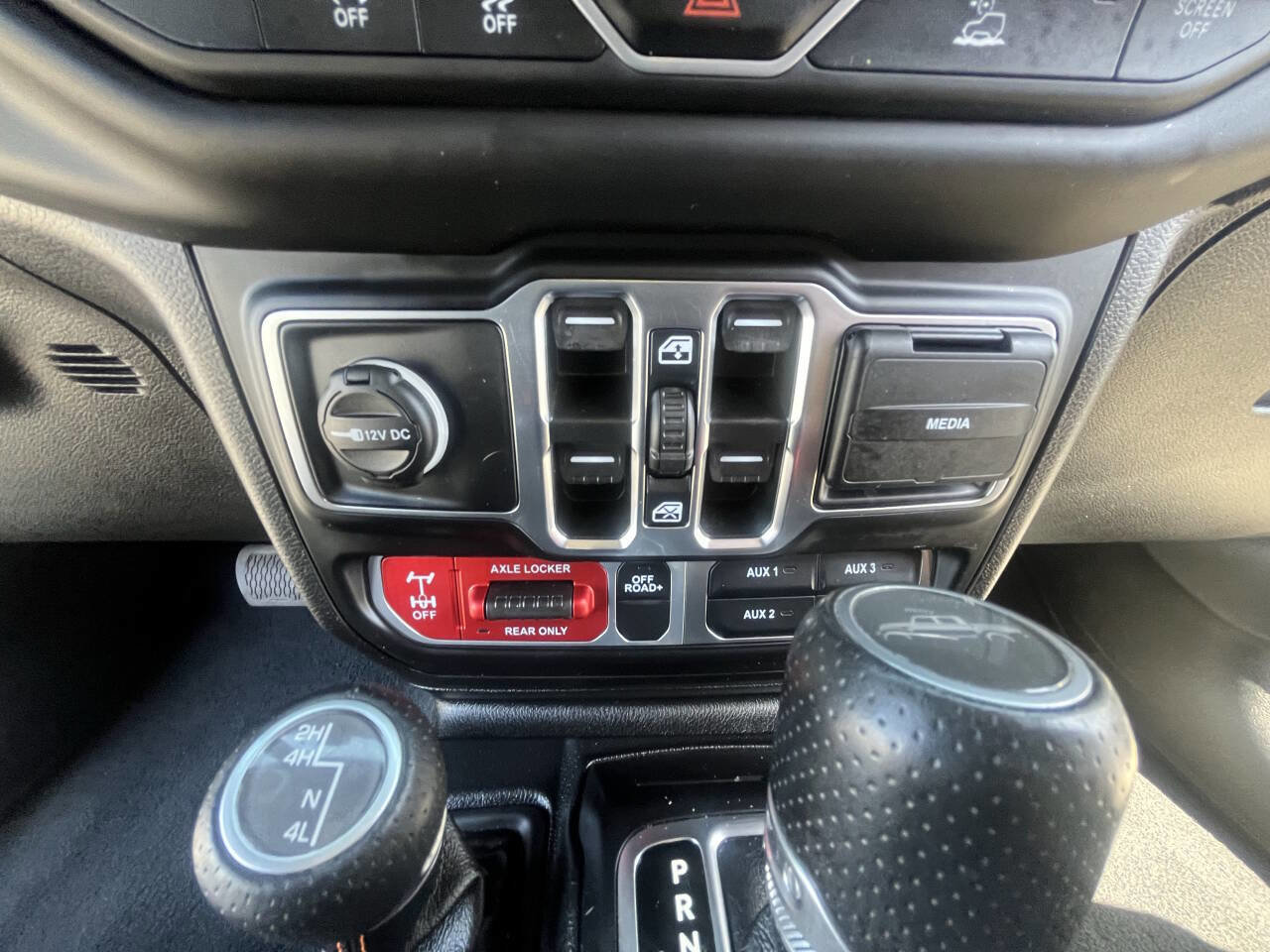 Used 2021 Jeep Gladiator Mojave image 19