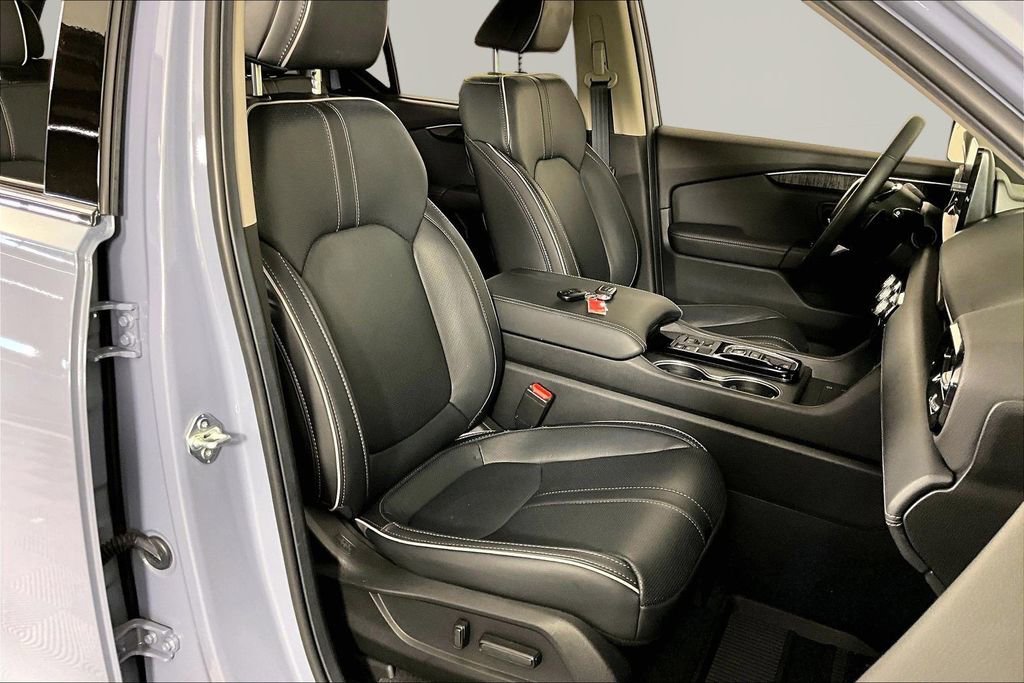 Used 2025 Honda Pilot Elite image 29