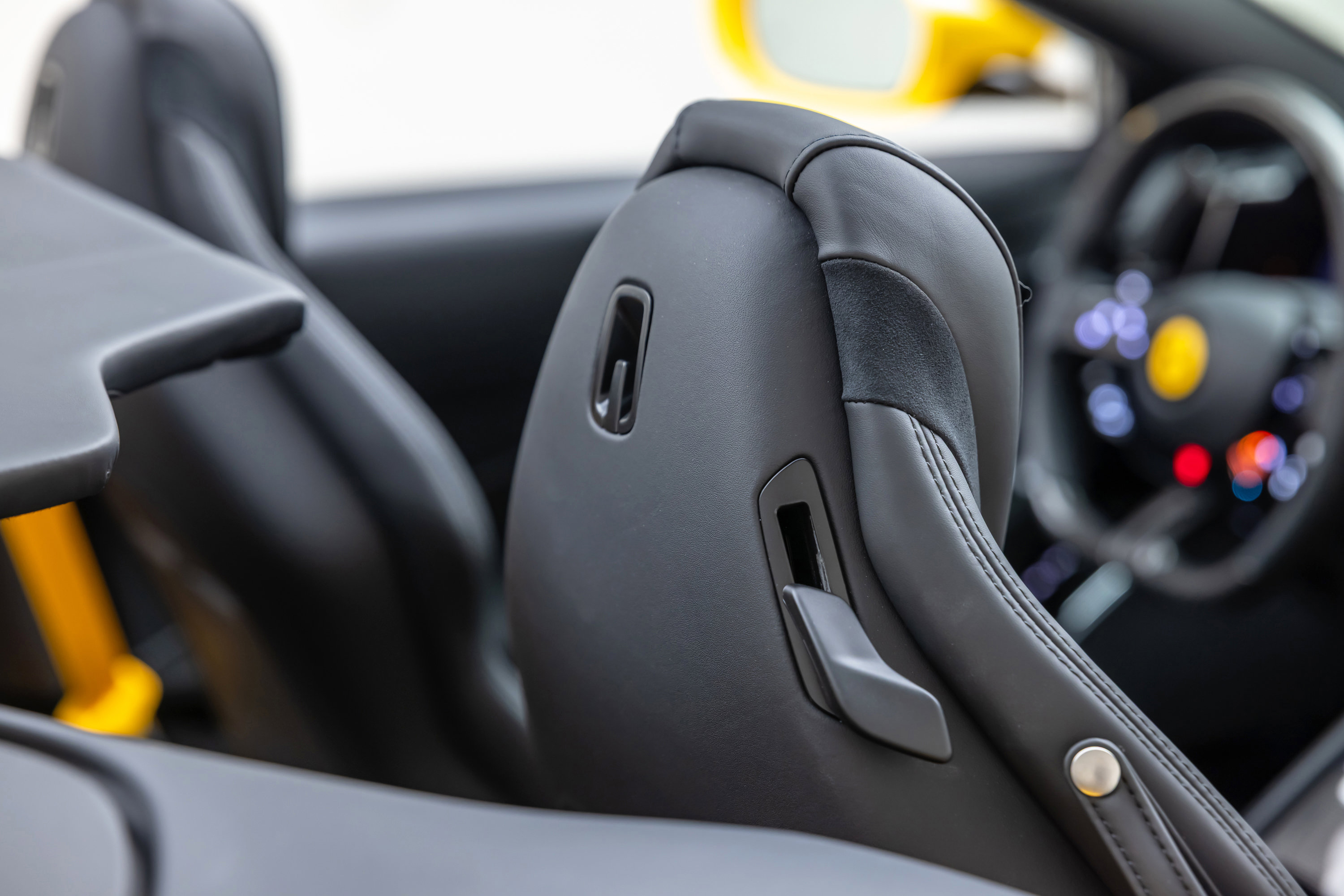 Certified 2025 Ferrari Roma Spider image 69