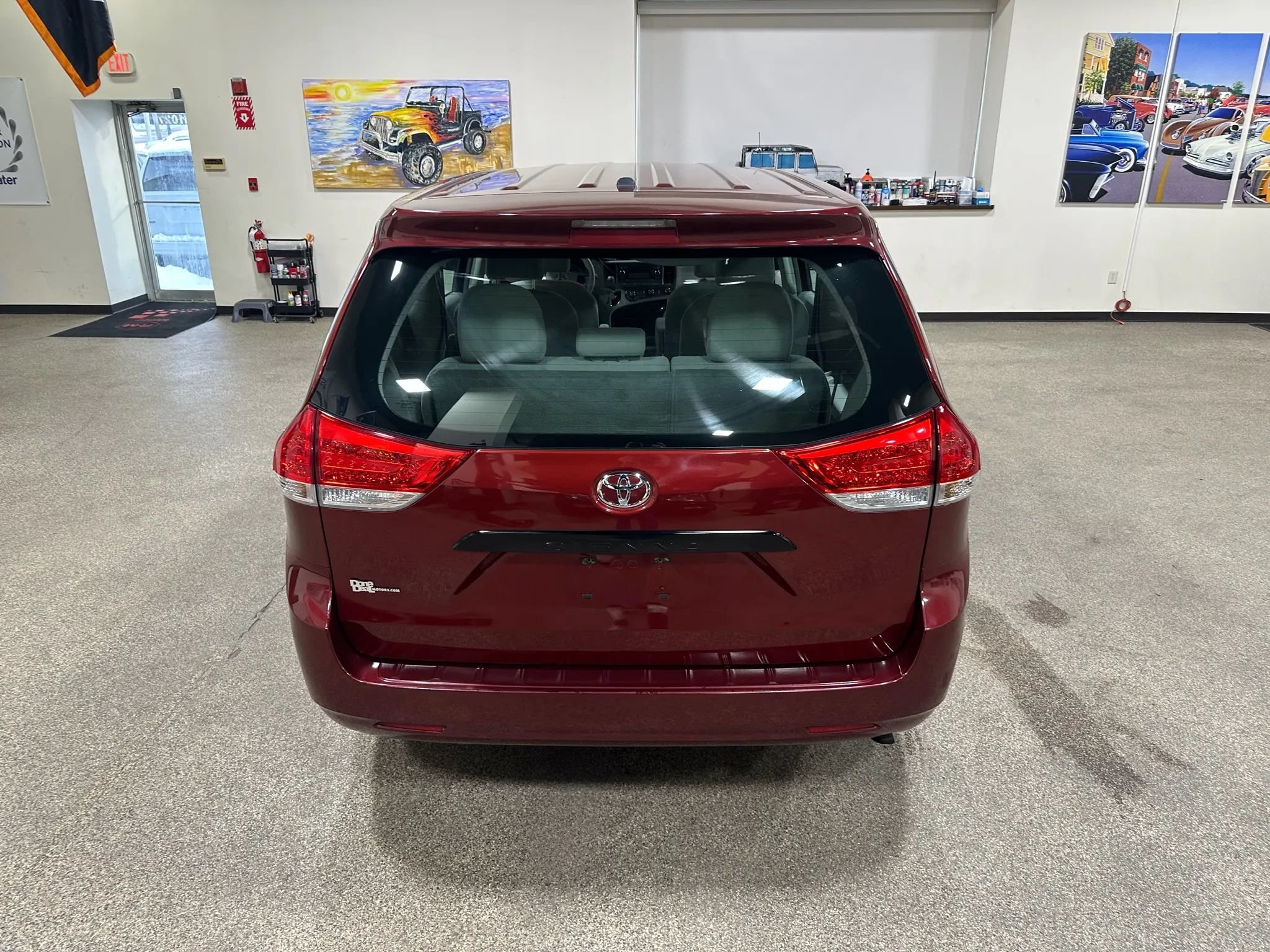 Used 2012 Toyota Sienna FWD image 13