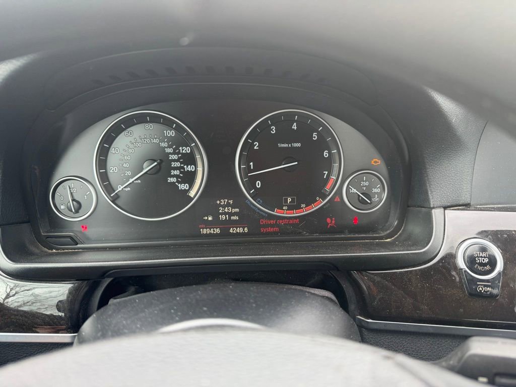 Used 2012 BMW 528i xDrive Sedan image 17