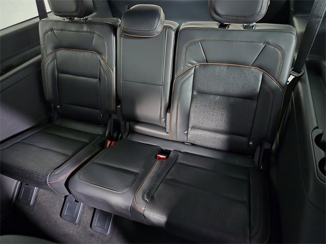 New 2025 Lincoln Navigator L Black Label image 11