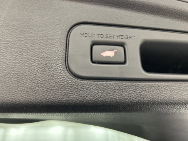 Used 2023 Acura MDX SH-AWD w/ Advance Package image 30