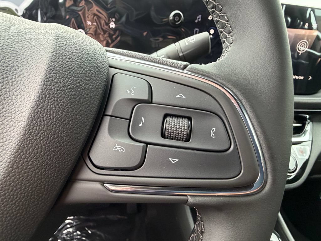 New 2026 Buick Envista Sport Touring FWD image 24