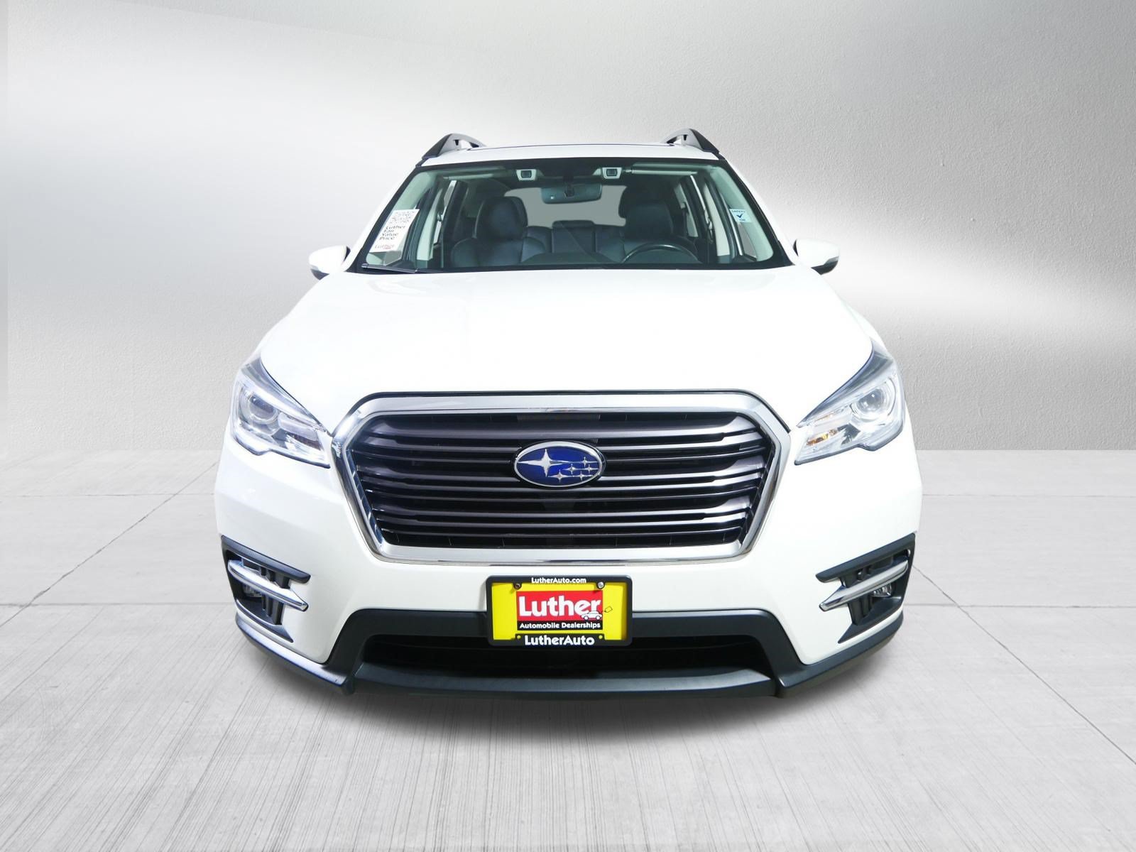 Used 2022 Subaru Ascent Limited w/ Technology Package AWD/4WD image 2
