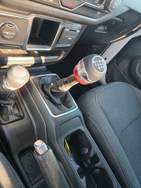 Used 2024 Jeep Wrangler Sport AWD/4WD image 16