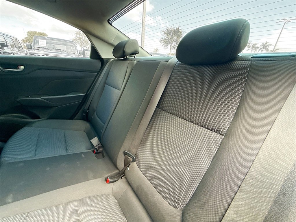 Used 2020 Hyundai Accent SE image 27