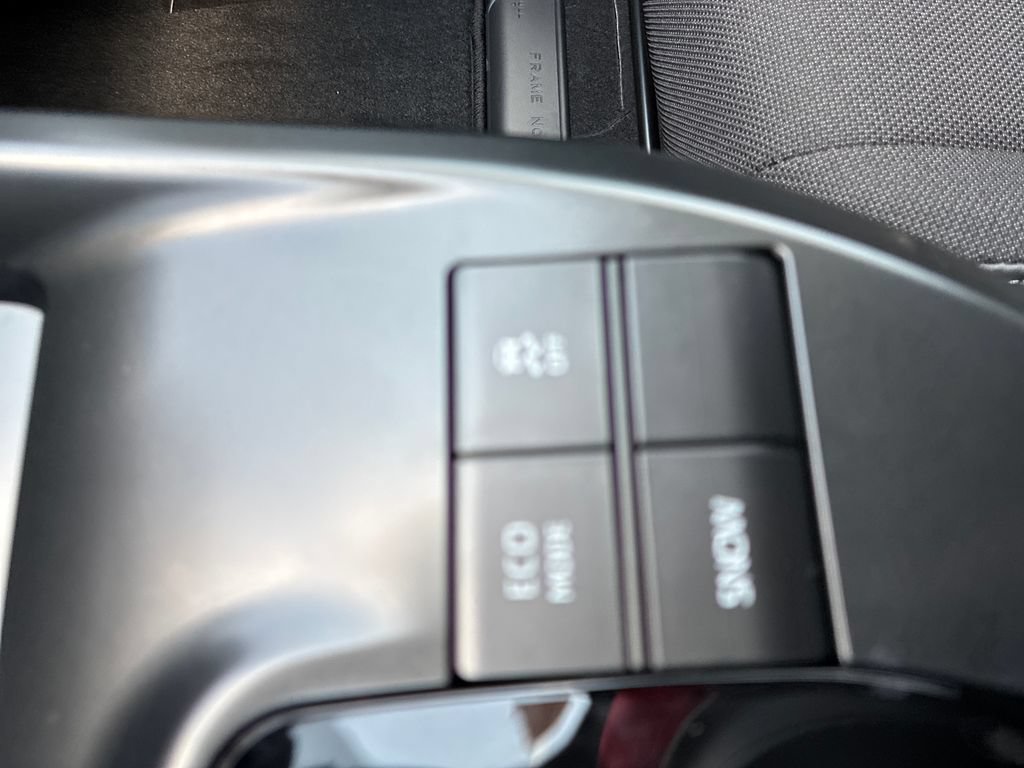 New 2026 Toyota C-HR AWD/4WD image 31