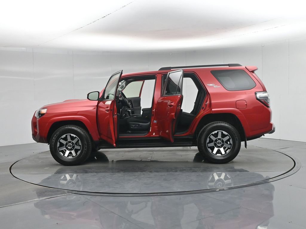 Used 2024 Toyota 4Runner TRD Off-Road image 36