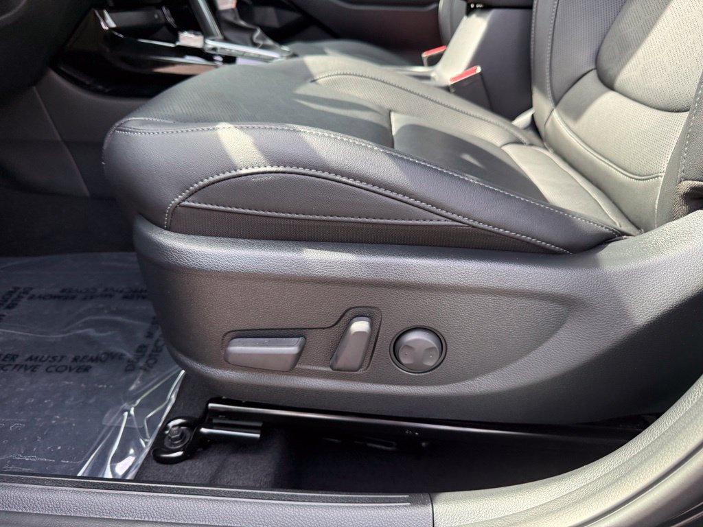 Used 2026 Kia Seltos SX w/ SX Sunroof Package AWD/4WD image 16