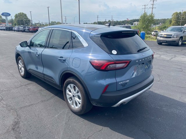 Used 2024 Ford Escape Active w/ Tech Pack #2 AWD/4WD image 3