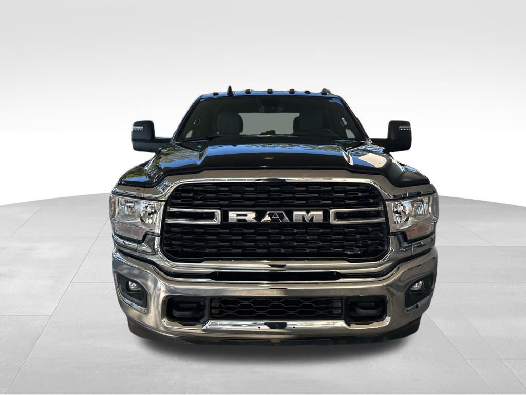 Used 2024 RAM 3500 Big Horn w/ Bed Utility Group image 10