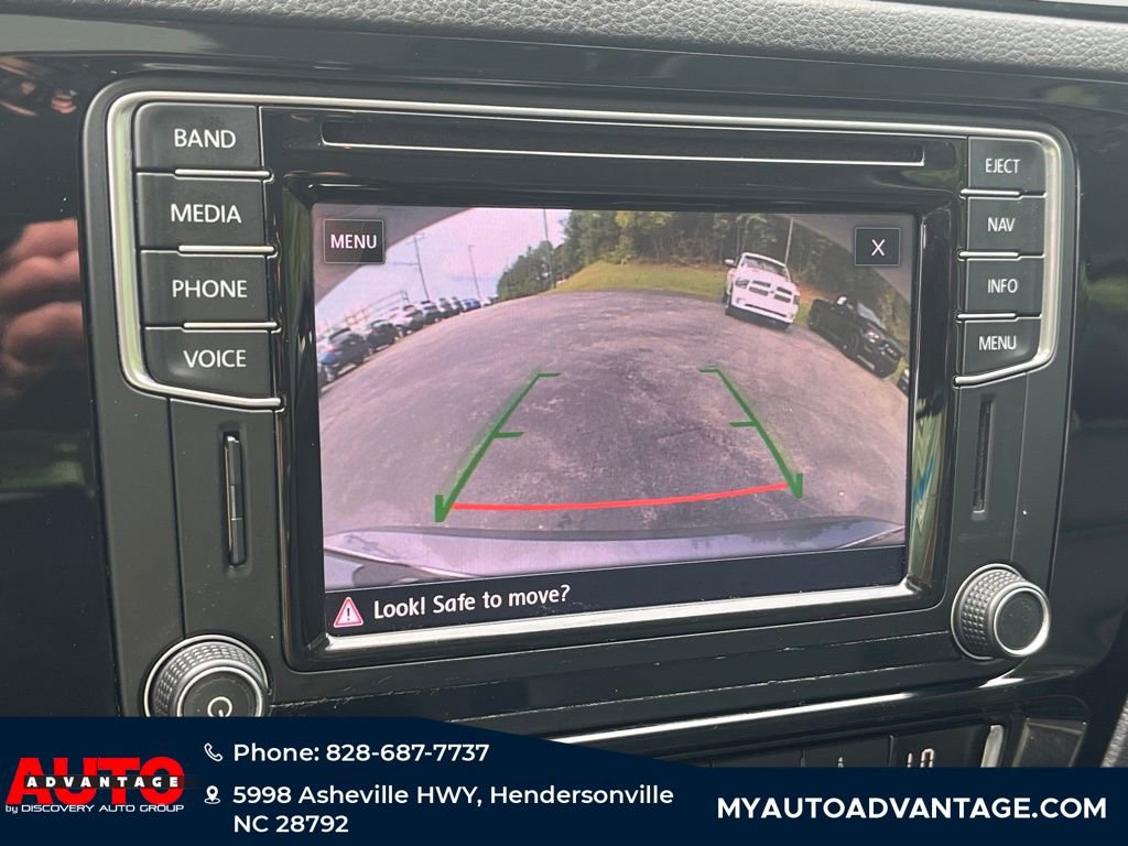 Used 2017 Volkswagen Jetta SEL image 11