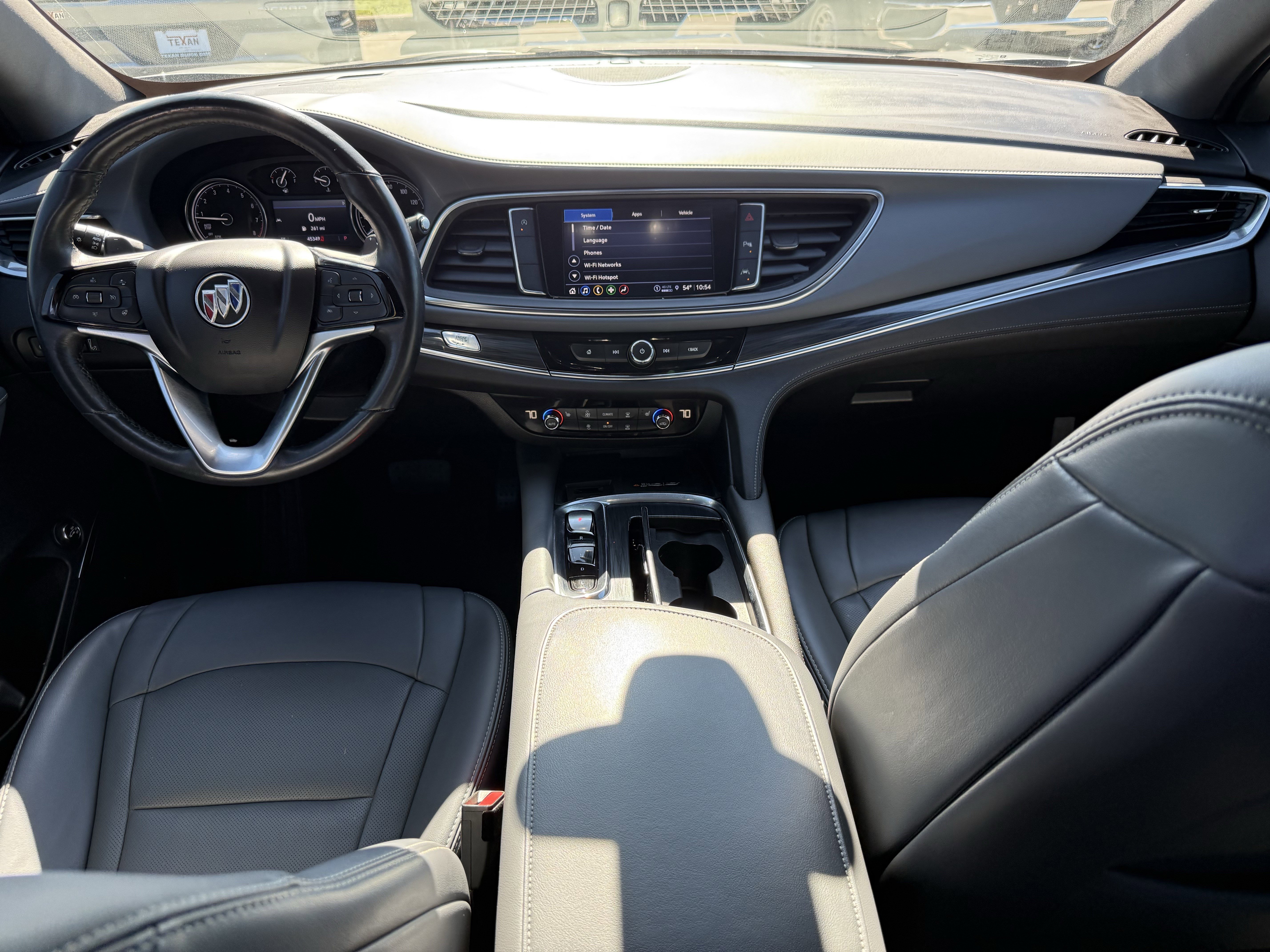 Used 2023 Buick Enclave Essence w/ Sport Touring Edition image 13