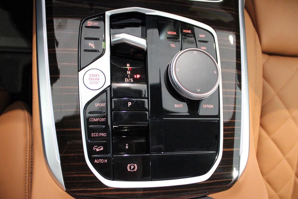 New 2026 BMW X5 xDrive40i w/ Climate Comfort Package image 14